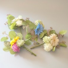 画像10: 御仏壇用のお供え花（ガーベラ（黄色）とポンポンマム） (10)