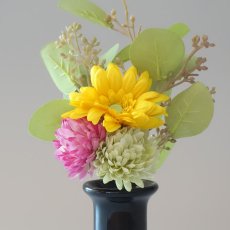 画像4: 御仏壇用のお供え花（ガーベラ（黄色）とポンポンマム） (4)