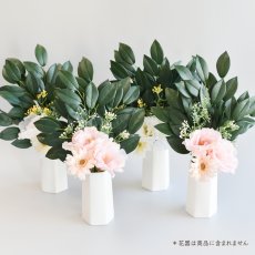画像6: 神棚用お供え花　榊とトルコ桔梗（1対・白） (6)