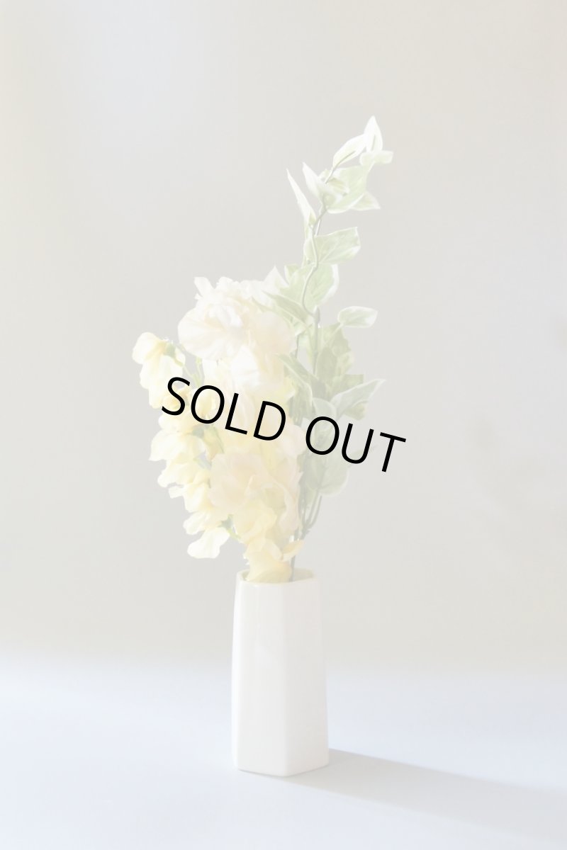 画像3: お墓用高級造花 【MEMORIES PREMIUM】春のお供えスイートピー(黄色・1対) (3)