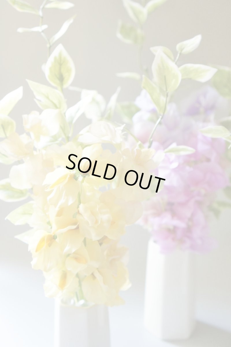 画像2: お墓用高級造花 【MEMORIES PREMIUM】春のお供えスイートピー(黄色・1対) (2)