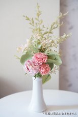 画像1: 御仏壇・神棚用のカーネーションの優しいお供え花 (1)