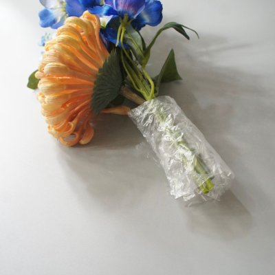 画像1: 夏の御仏壇のお供え花（ブルー×オレンジ菊）